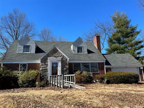 114 Lincoln St, Garden City, NY 11530