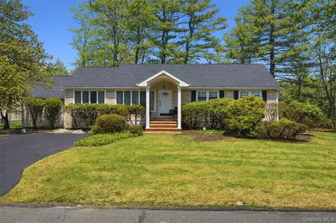 15 Hershel Ter, Ramapo, NY 10952