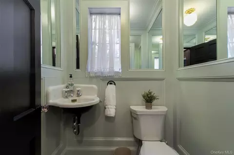 Bath - 9 Rye Rd, Rye, NY 10580 photo 1 of 5