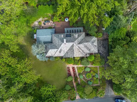 View/Area - 9 Rye Rd, Rye, NY 10580 photo 2 of 6