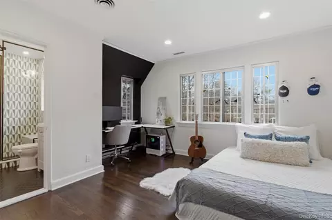 Bedroom - 9 Rye Rd, Rye, NY 10580 photo 6 of 8