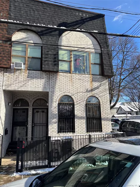 7719 Parsons Blvd, Fresh Meadows, NY 11366
