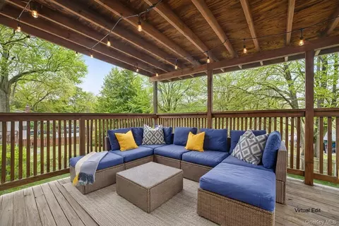 19 N French Ave, Greenburgh, NY 10523