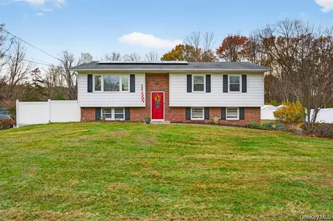 91 Velie Rd, La Grange, NY 12540