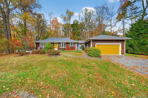 50 Furnace Brook Dr, Cortlandt, NY 10567