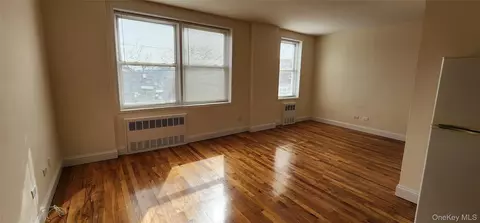 222-89 Braddock Ave #3-D, New York, NY 11428
