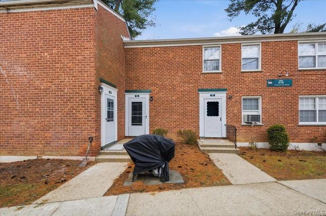 186 Pine Wood #56, Greenburgh, NY 10530