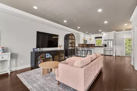 Other - 5 Rosebud Ln, Babylon, NY 11702 photo 1 of 8