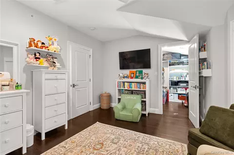 Other - 5 Rosebud Ln, Babylon, NY 11702 photo 4 of 8