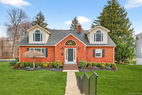 46 Franklin Dr, Stony Point, NY 10980