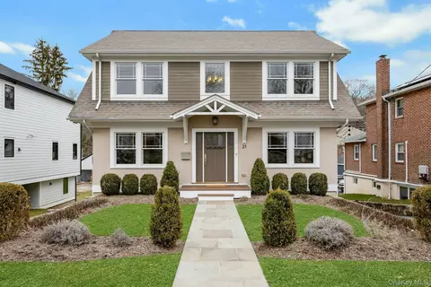 25 Hudson Ave, Greenburgh, NY 10533