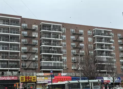 41-25 Kissena Blvd #5L, Flushing, NY 11355