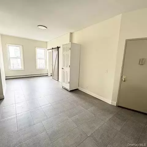 Living - 296 Mill St, Poughkeepsie, NY 12601 photo 4 of 7