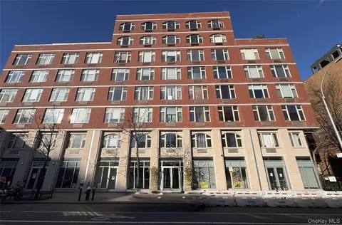 161 E 110th St #6H, New York, NY 10029