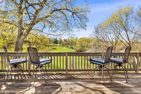 415 Heritage Hills Dr #D, Somers, NY 10589