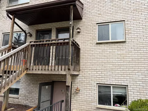 26 Cooper Rd #811, Arlington, NY 12603