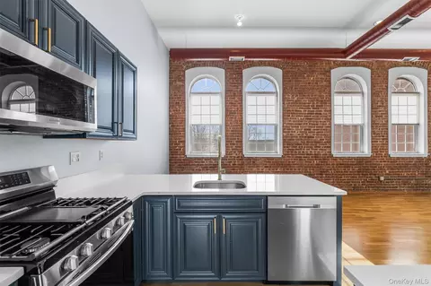 Other - 200 School House Rd #4E, Peekskill, NY 10566 photo 3 of 11