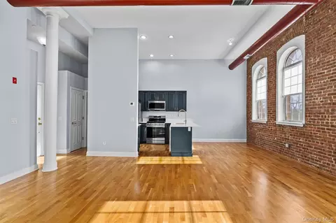 Other - 200 School House Rd #4E, Peekskill, NY 10566 photo 2 of 11