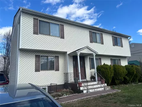 31-33 Gerow Ave, Ramapo, NY 10977 photo 2