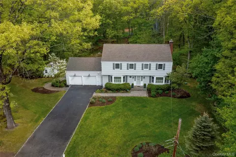 19 Deer Run Rd, Lewisboro, NY 10590