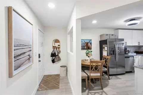 Entry Way - 43 Fair Harbor Dr #43 3, Patchogue, NY 11772 photo 1 of 1