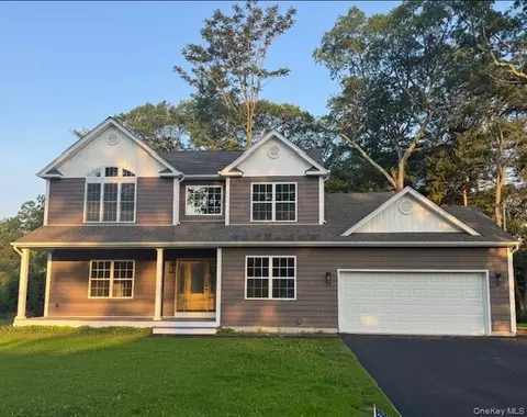 2384 A Nc Walnut Ave, Islip, NY 11779