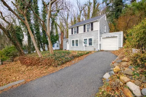 1613 Northern Blvd, North Hempstead, NY 11576