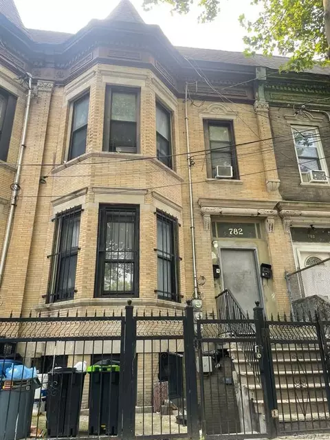 782 Cauldwell Ave, New York, NY 10456