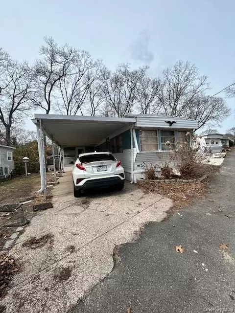 658 Sound Ave #E-5, Wading River, NY 11792
