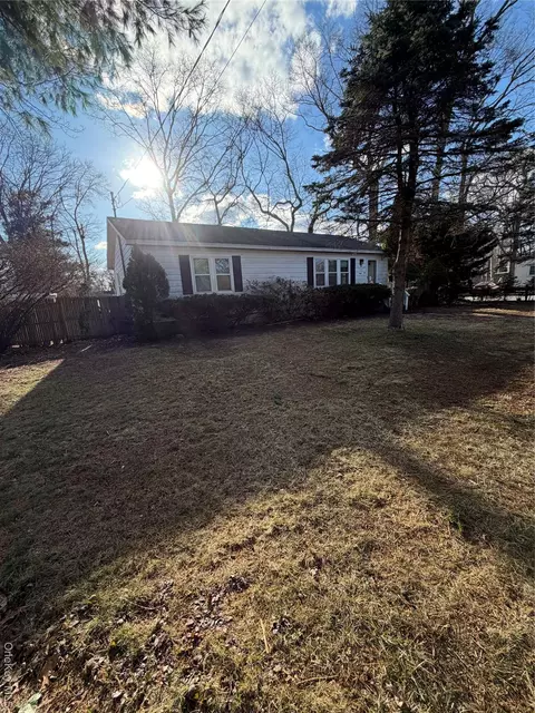 Exterior - 60 Webb Ave, Patchogue, NY 11772 photo 2 of 7