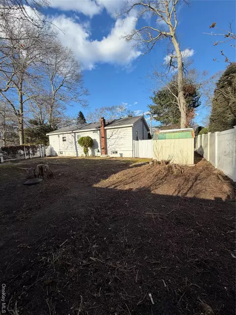 Exterior - 60 Webb Ave, Patchogue, NY 11772 photo 5 of 7