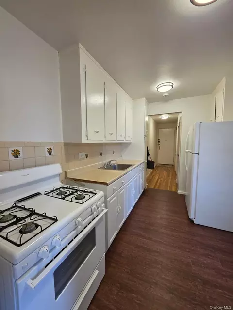 3119 Bailey Ave #4F, New York, NY 10463