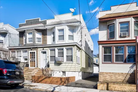 7535 60th Pl, New York, NY 11385