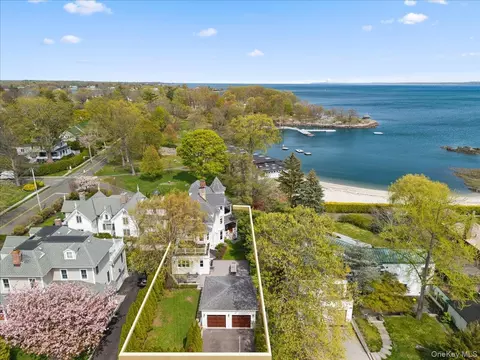 118 Park Ave, Larchmont, NY 10538