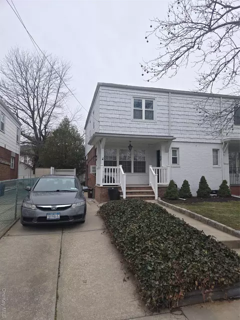 4826 Clearview Expy, New York, NY 11364