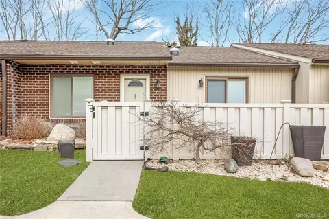 225 Birchwood Rd, Coram, NY 11727