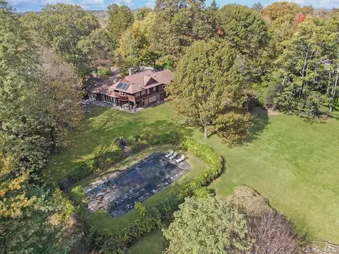 37 Hyatt Rd, Briarcliff Manor, NY 10510