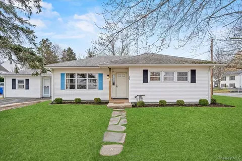 10 Wisner Ave, Middletown, NY 10940