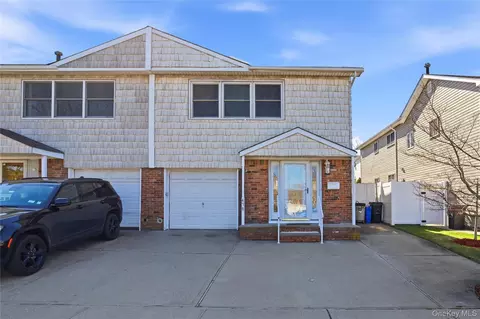 478 Leverett Ave, Staten Island, NY 10308