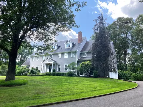 36 Scofield Rd, Pound Ridge, NY 10576