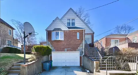 18432 Cambridge Rd, Jamaica, NY 11432
