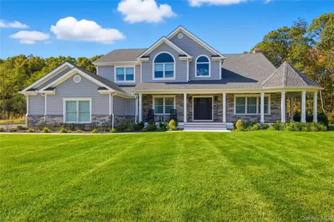 lot Apt 8 Ashley Ct, Fort Salonga, NY 11768
