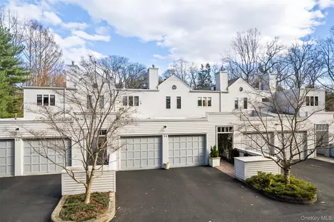 24 Beechwood Way, Briarcliff Manor, NY 10510