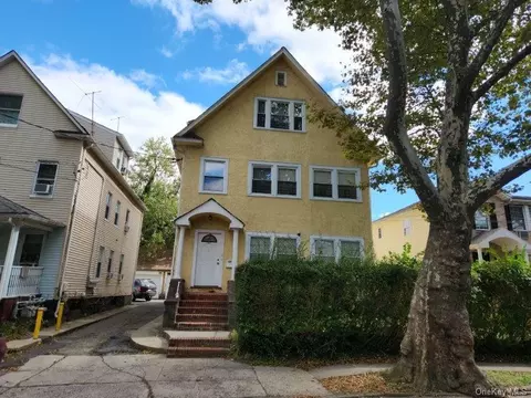 525 S 11th Ave, Mount Vernon, NY 10550