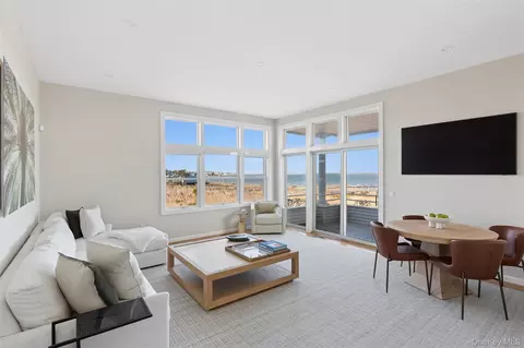 580 Dune Rd #3, Westhampton Beach, NY 11978