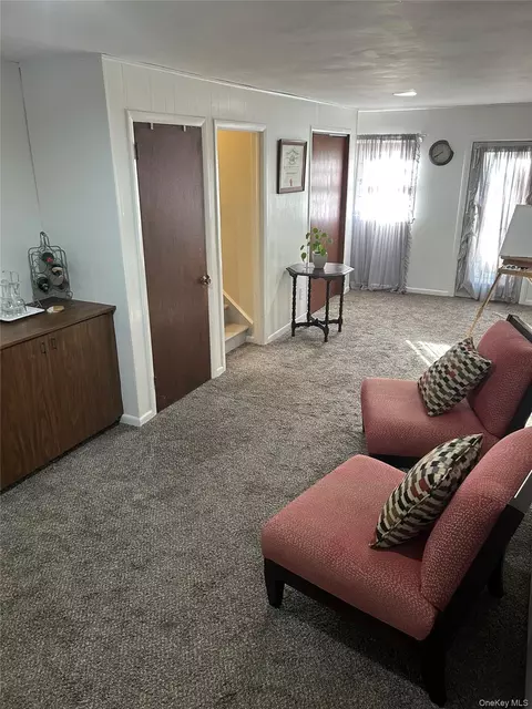 Entry Way - 21 Crescent Pl, Monroe, NY 10950 photo 3 of 3