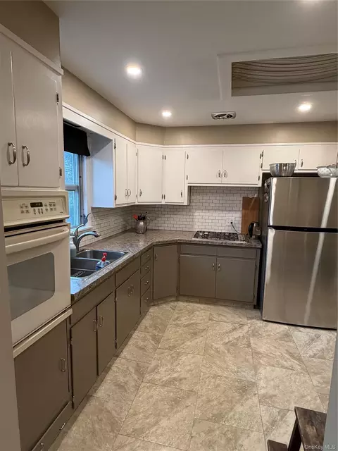 Kitchen - 21 Crescent Pl, Monroe, NY 10950 photo 3 of 3