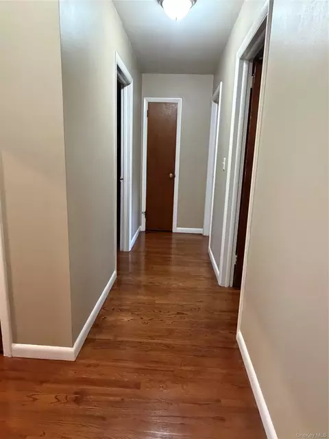 Entry Way - 21 Crescent Pl, Monroe, NY 10950 photo 1 of 3