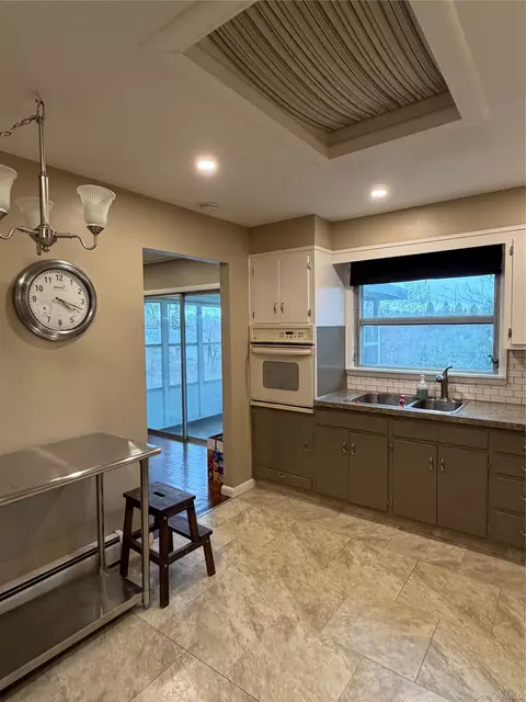 Kitchen - 21 Crescent Pl, Monroe, NY 10950 photo 2 of 3