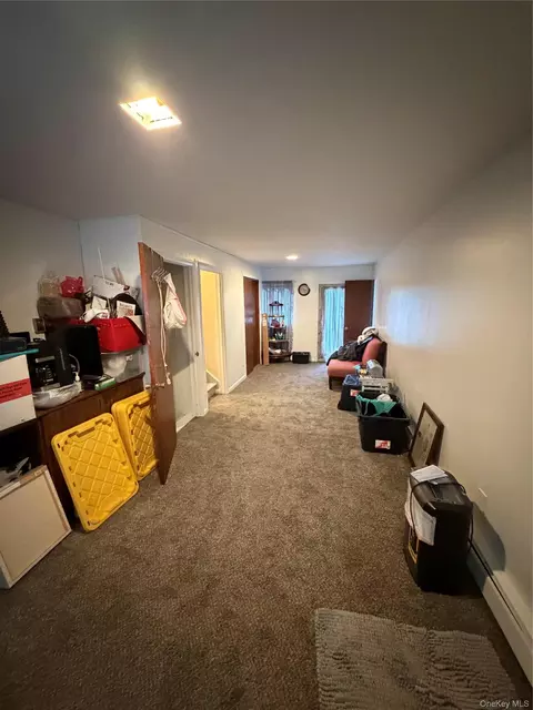 Entry Way - 21 Crescent Pl, Monroe, NY 10950 photo 2 of 3
